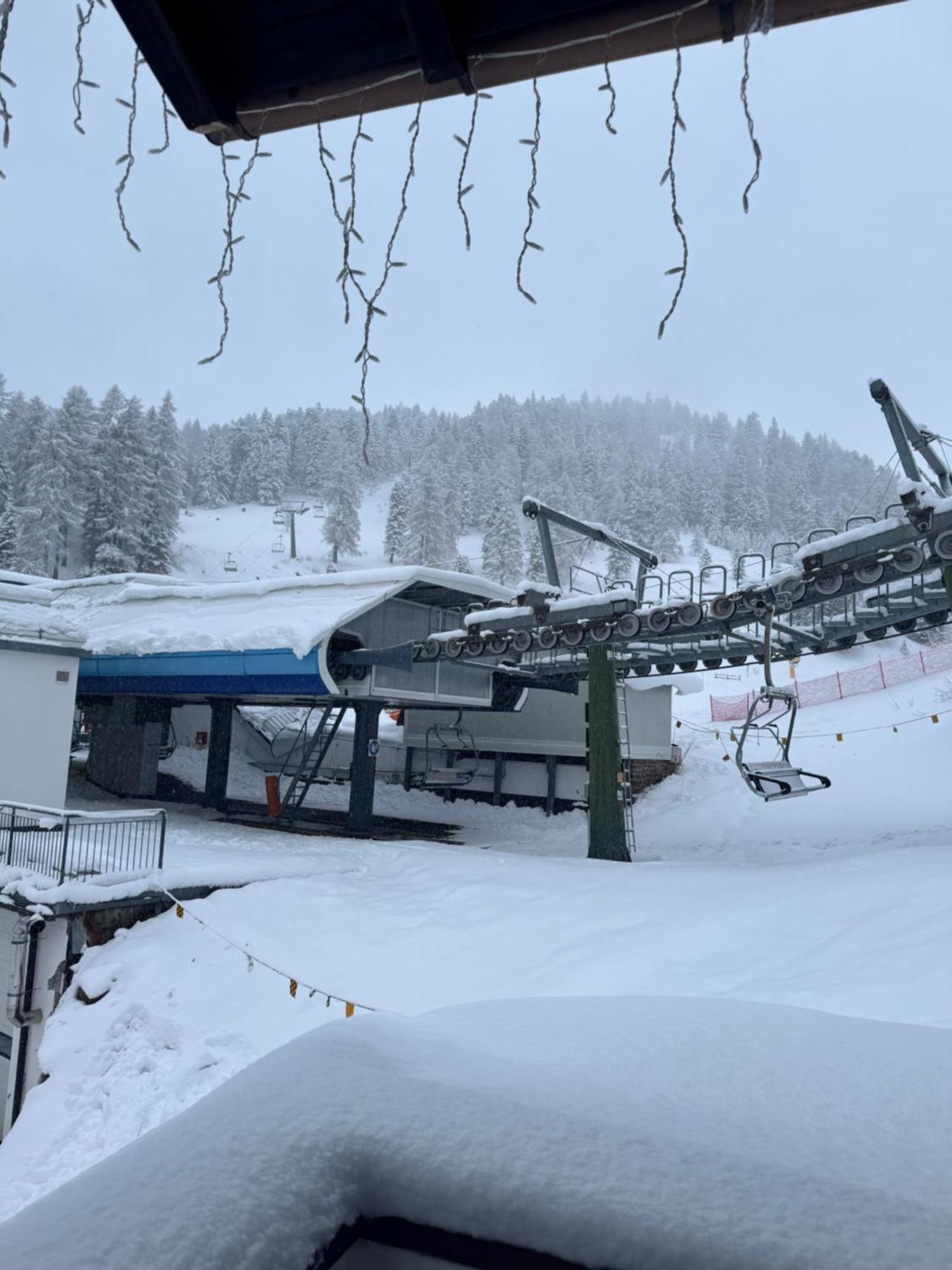 Ski Lodge Pampeago Teser im Fleimtal Exterior foto
