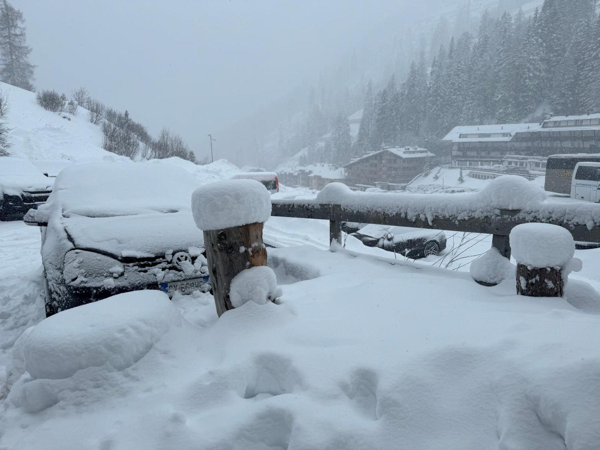 Ski Lodge Pampeago Teser im Fleimtal Exterior foto